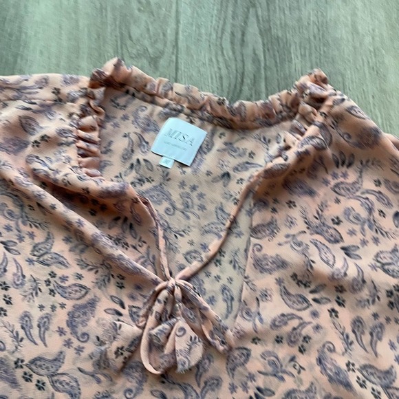 misa los angeles pink paisley chiffon skirt nahla  + top Maria set Size Medium - Picture 7 of 13